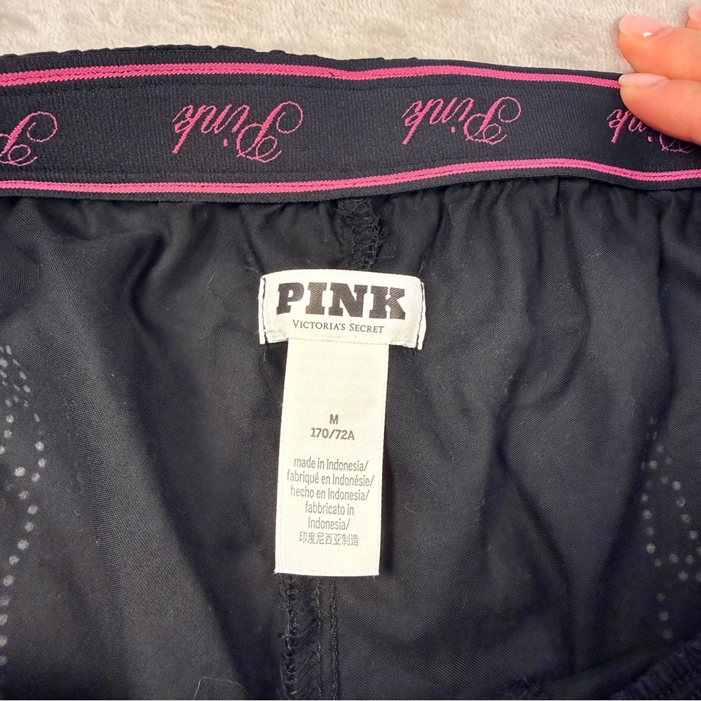 Victoria’s Secret PINK Y2K Rhinestone Skeleton Hands Sleep Shorts Size M - Picture 4 of 8